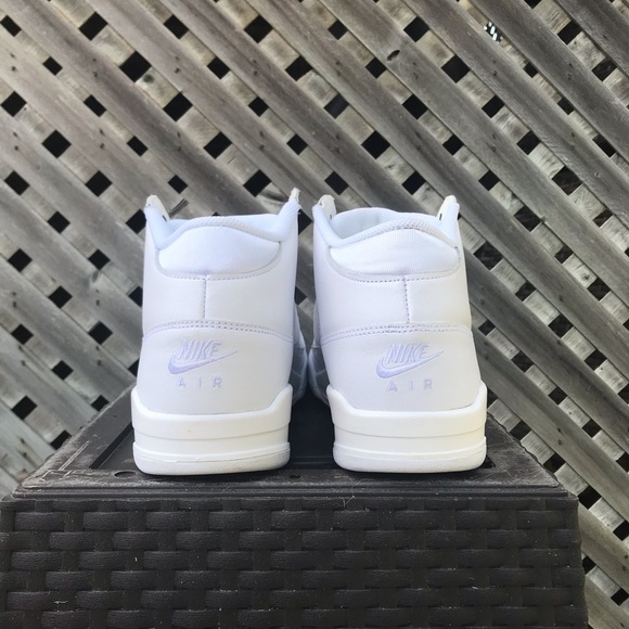 Nike Air Flight - Picture 3 of 5